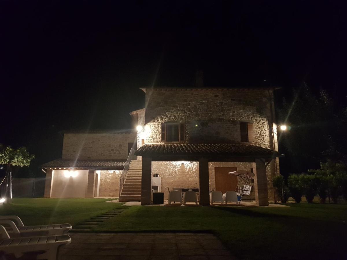 Agriturismo Villa Al Piano Тоді Екстер'єр фото