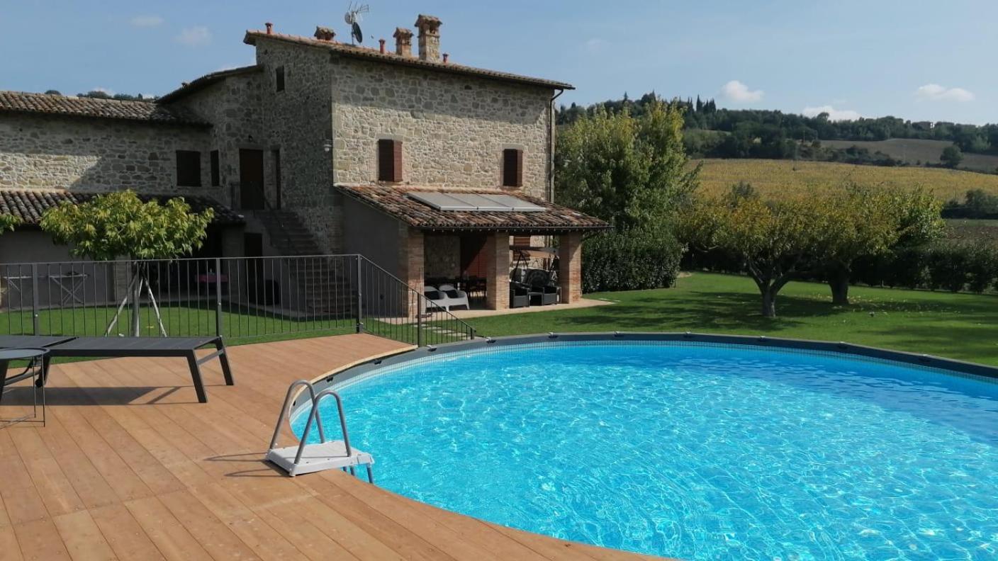 Agriturismo Villa Al Piano Тоді Екстер'єр фото