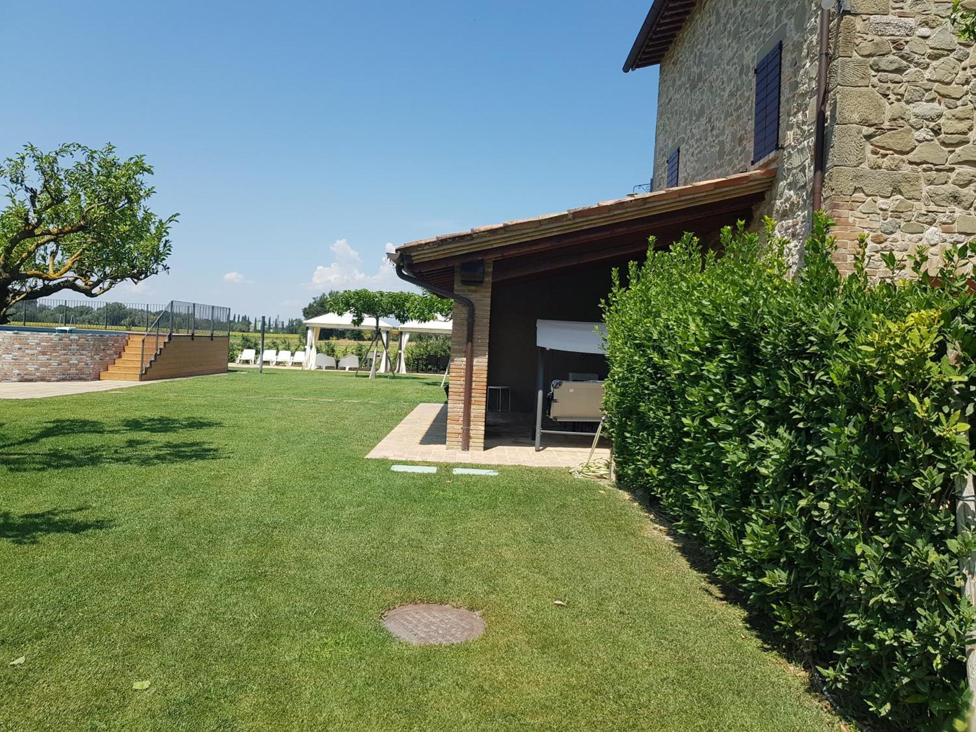 Agriturismo Villa Al Piano Тоді Екстер'єр фото